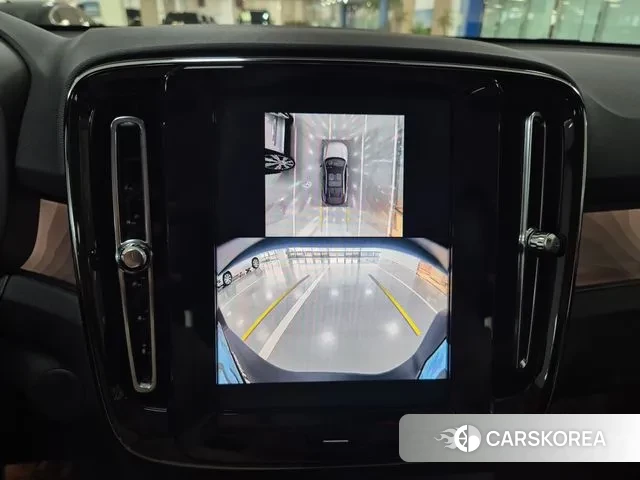 Volvo C40 Richards 2024 Белый из Кореи, фото 6