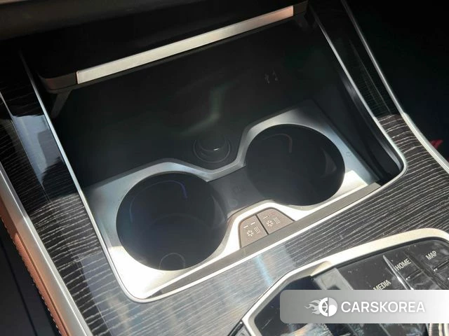 BMW X5 (G05) 2026 Небесно-голубой из Кореи, фото 6