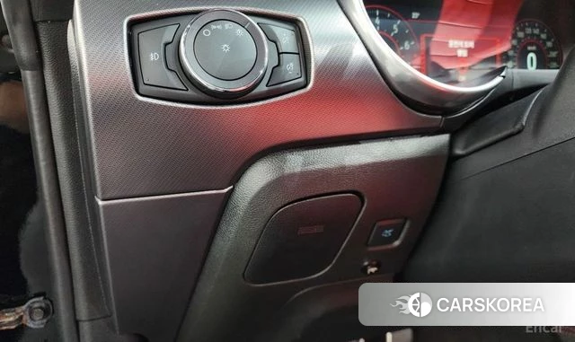 Ford Mustang 2019 Серый из Кореи, фото 6