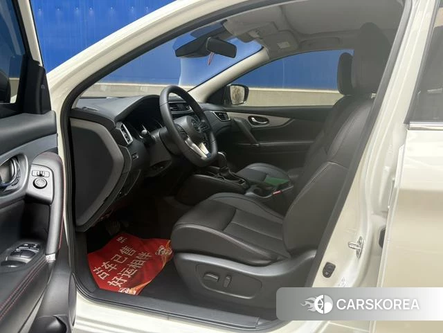 Nissan Qashqai 2023 Белый из Китая, фото 6