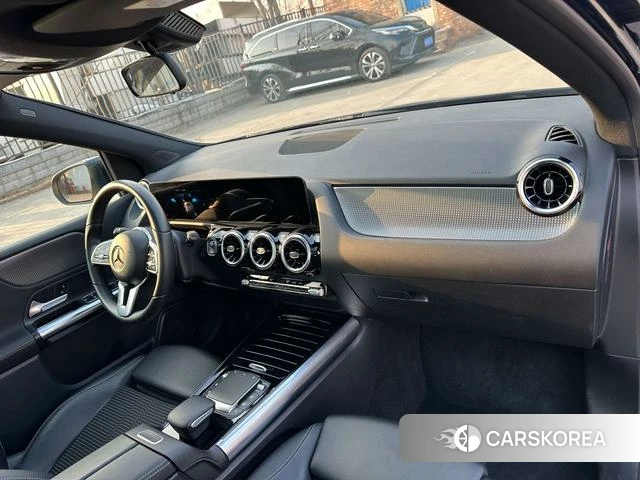 Mercedes-Benz Class B 2021 Синий из Китая, фото 6