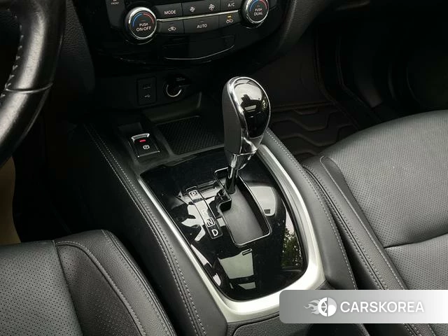 Nissan Qijun 2021 Черный из Китая, фото 6