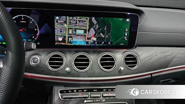 Mercedes-Benz E-Class W213 2023 Белый из Кореи, фото 6