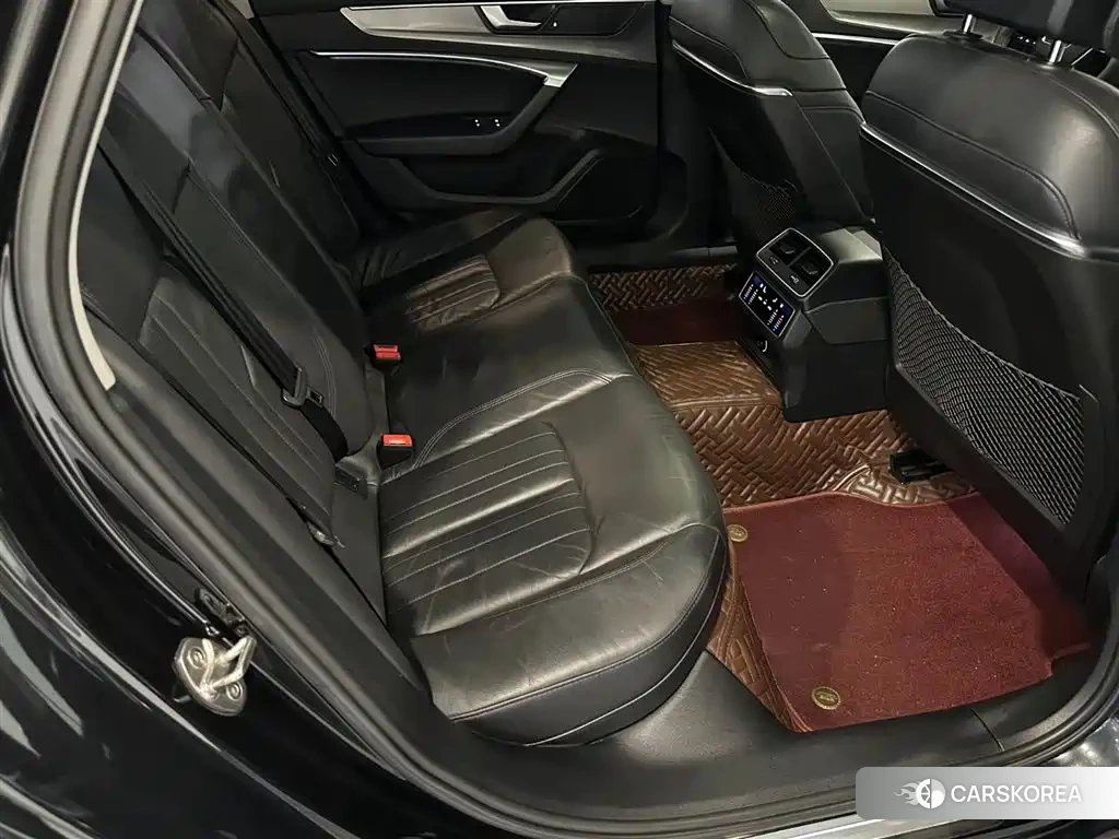 Audi A6L 2019 Черный из Китая, фото 6