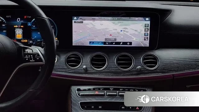 Mercedes-Benz E-Class W213 2022 Белый из Кореи, фото 6