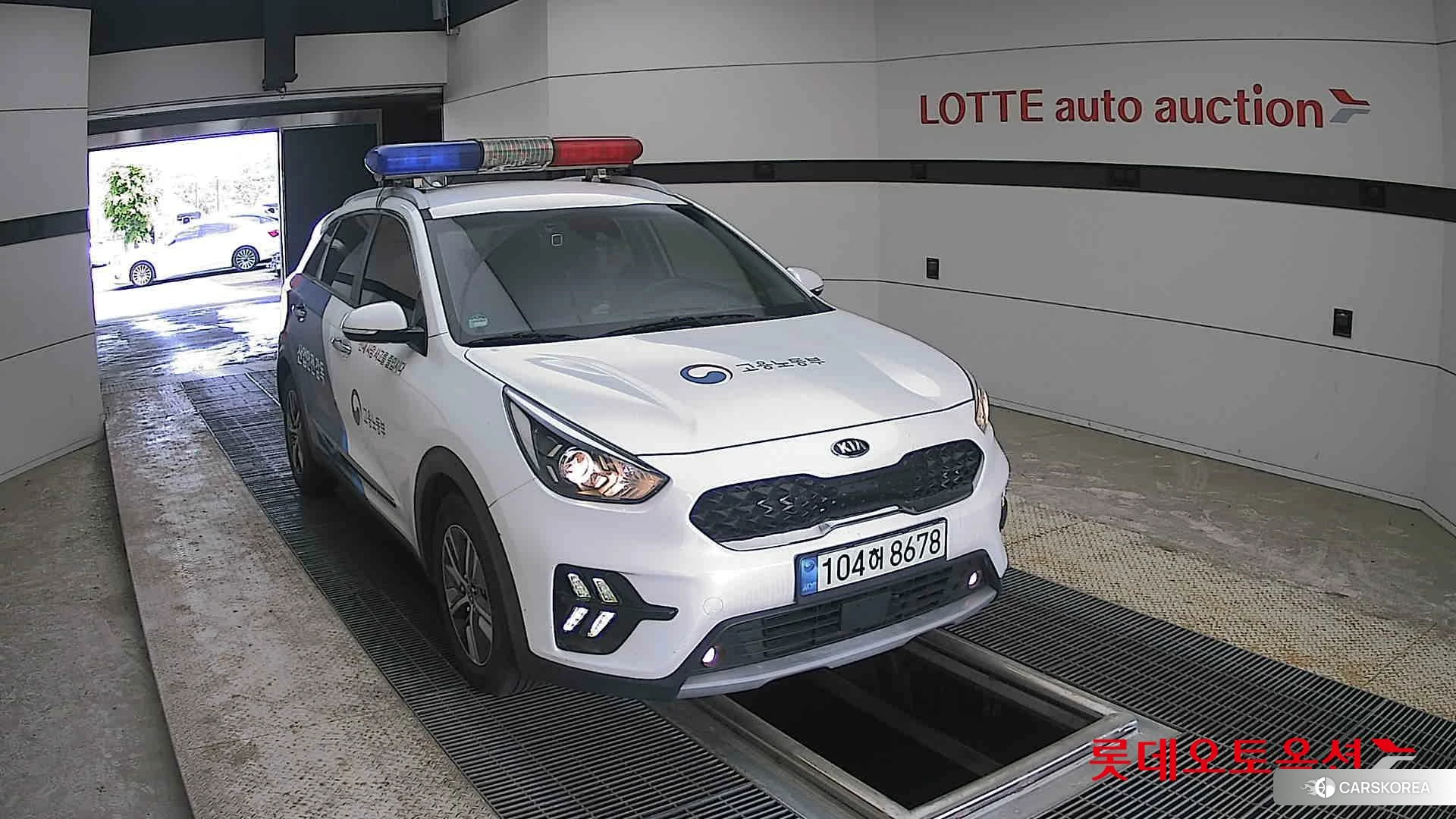 Kia Niro Hybrid 2021 Белый из Кореи, фото 6