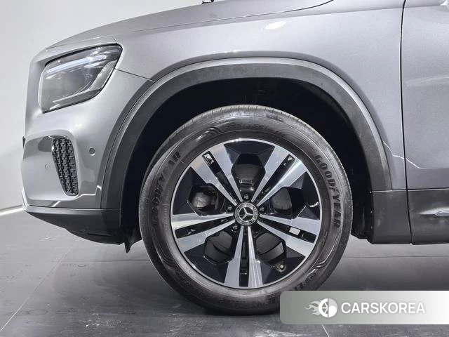 Mercedes-Benz GLB 2024 Темно-серый из Китая, фото 6