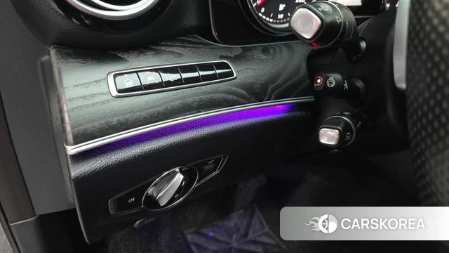 Mercedes-Benz E-Class W213 2018 Серый из Кореи, фото 6