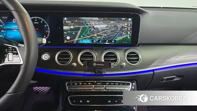 Mercedes-Benz E-Class W213 2023 Белый из Кореи, фото 6