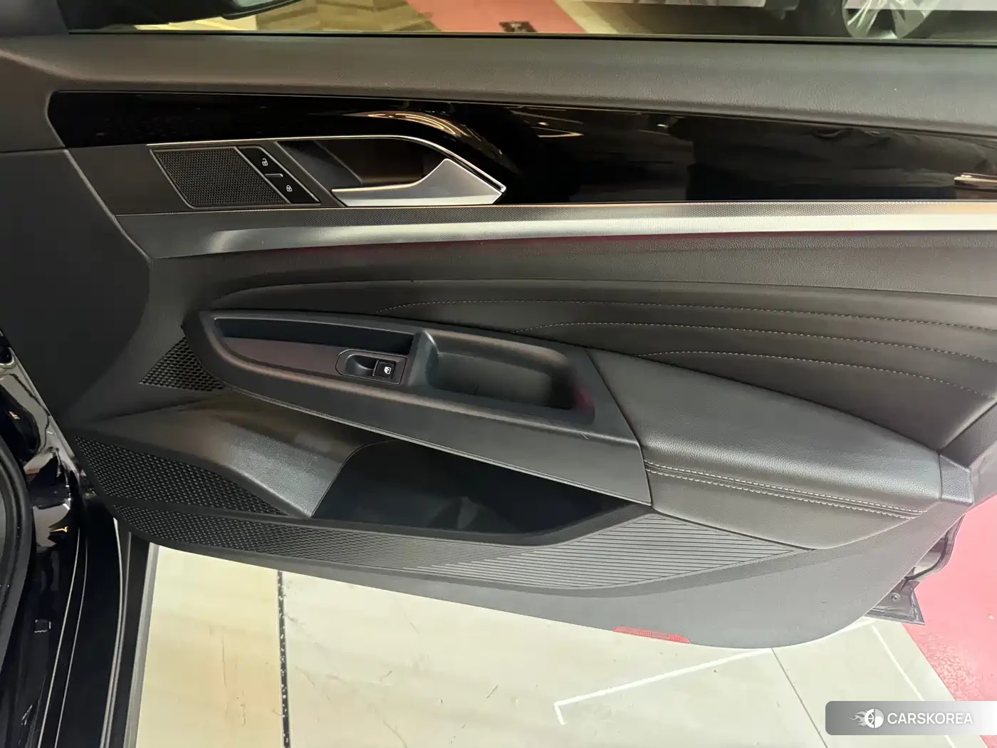 Volkswagen Passat 2024 Черный из Китая, фото 6