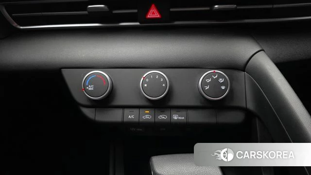 Hyundai Avante (CN7) 2021 Серебристо-серый из Кореи, фото 6