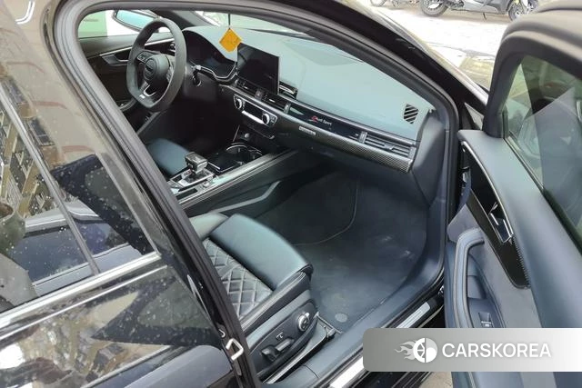 Audi S4 2021 Черный из Китая, фото 6