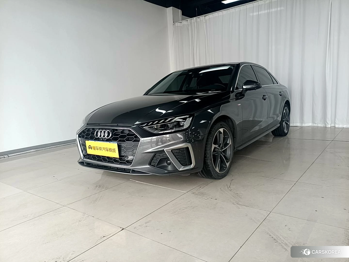 Audi A4L 2023 Темно-серый из Китая, фото 6