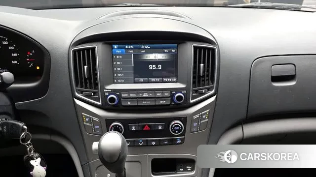 Hyundai The New Grand Starex 2018 Желтый из Кореи, фото 6