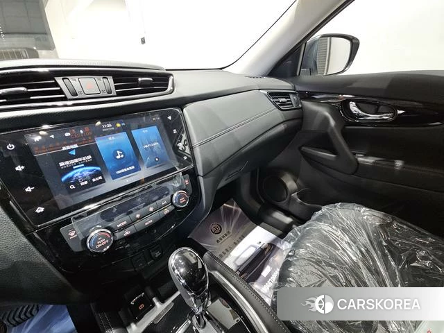 Nissan Qijun 2025 Белый из Китая, фото 6