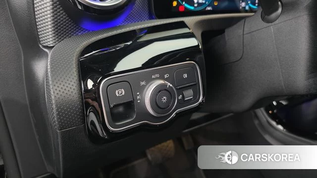 Mercedes-Benz A-Class W177 2022 Черный из Кореи, фото 6