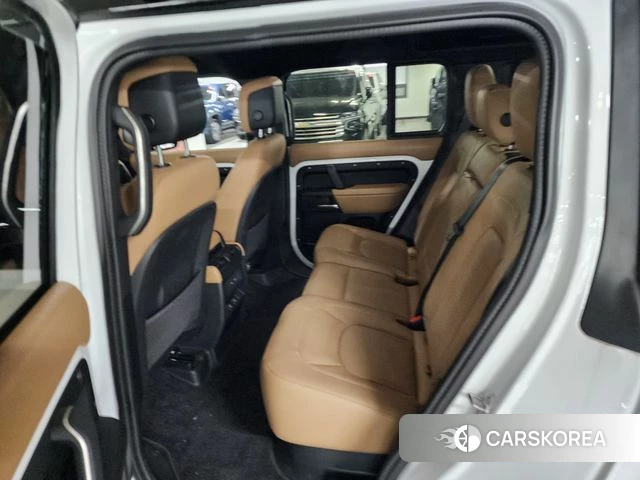 Land Rover Defender (L663) 2025 Белый из Кореи, фото 6