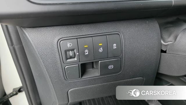 Hyundai Staria 2023 Белый из Кореи, фото 6