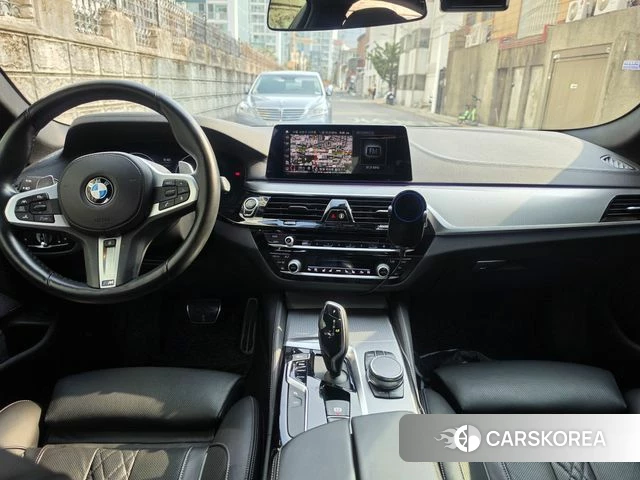 BMW 5 Series (G30) 2019 Белый из Кореи, фото 6