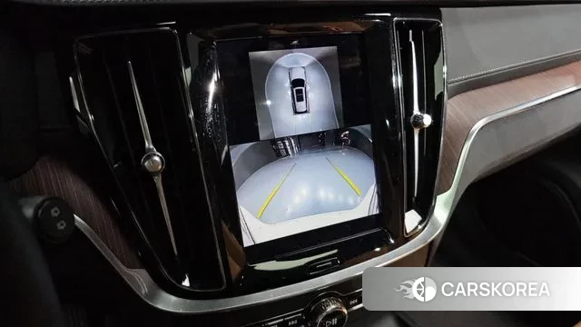 Volvo V60 Cross-Country 2nd Generation 2023 Белый из Кореи, фото 6