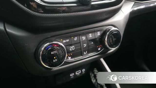 Chevrolet (GM Daewoo) Trailblazer 2021 Черный из Кореи, фото 6