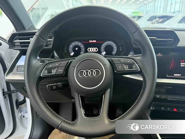 Audi A3 2023 Белый из Китая, фото 6
