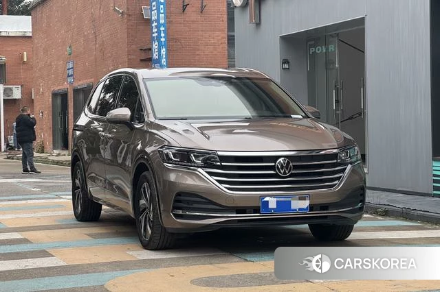 Volkswagen Weiran 2023 Шампань из Китая, фото 6