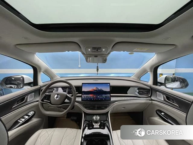 Denza D9 DM 2023 Белый из Китая, фото 6