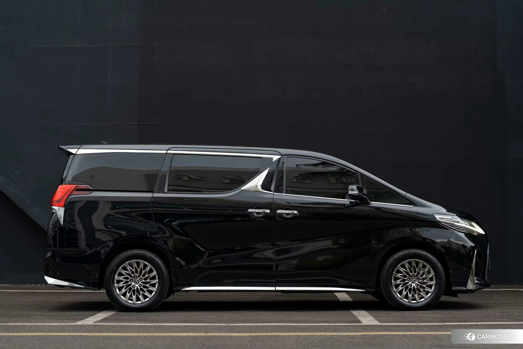 Lexus LM 2020 Черный из Китая, фото 6