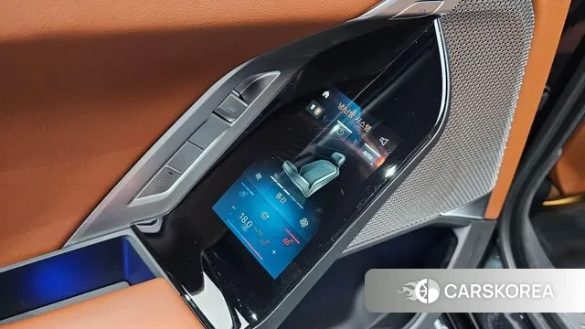 BMW 7 Series (G70) 2025 Черный из Кореи, фото 6