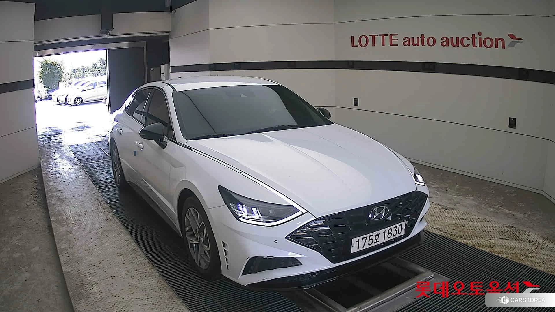 Hyundai Sonata 2023 Serenity White Pearl (Optional addition) из Кореи, фото 6
