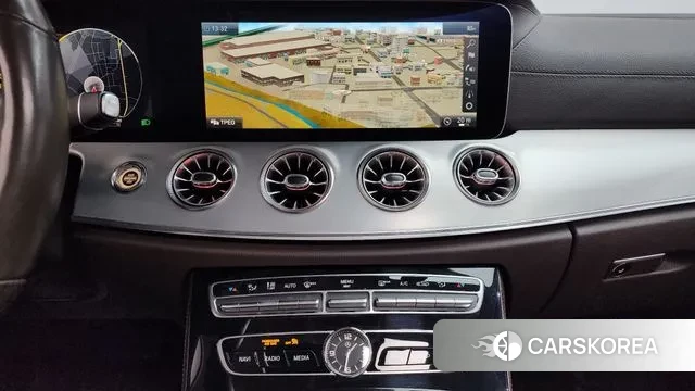 Mercedes-Benz CLS-Class C257 2019 Белый из Кореи, фото 6