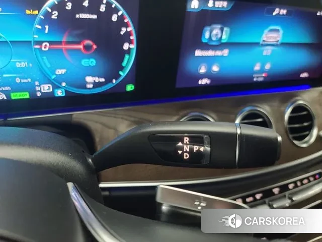 Mercedes-Benz E-Class W213 2023 Серый из Кореи, фото 6