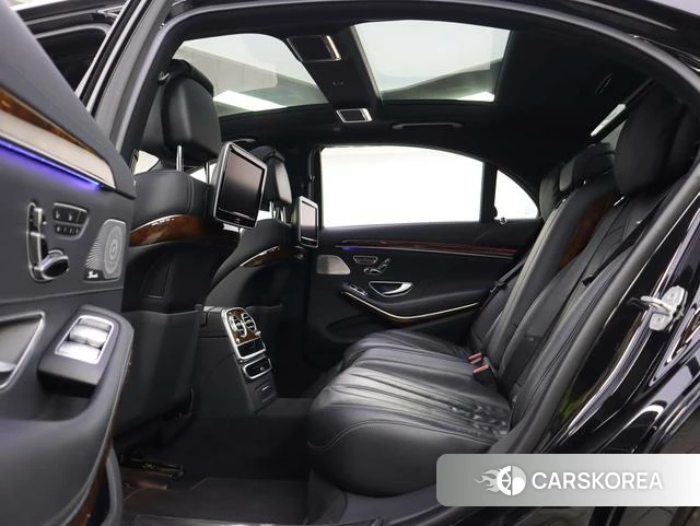 Mercedes-Benz S-class AMG 2018 Черный из Китая, фото 6