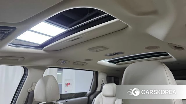 Kia The New Carnival 4th Generation 2023 Серебряный из Кореи, фото 6