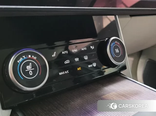 Land Rover Range Rover 5th Generation 2023 Черный из Кореи, фото 6