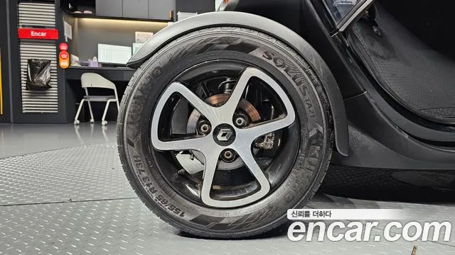 Renault Korea (Samsung) Twizy 2018 Белый из Кореи, фото 6