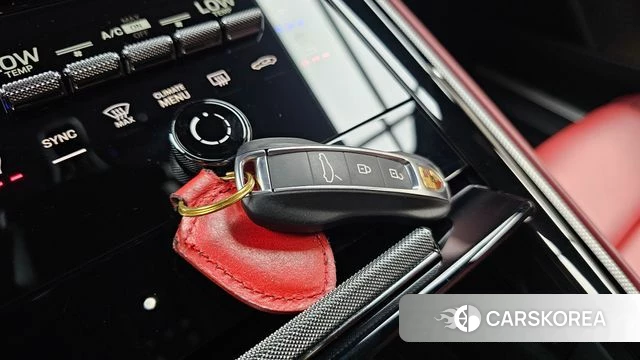 Porsche Panamera (976) 2024 Черный из Кореи, фото 6