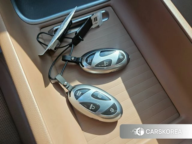 Hyundai Grandeur (GN7) 2023 Белый из Кореи, фото 6