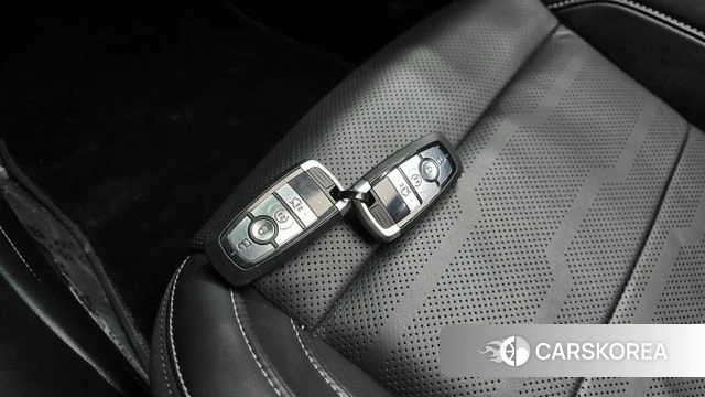 Ford Mustang 2022 Красный из Кореи, фото 6