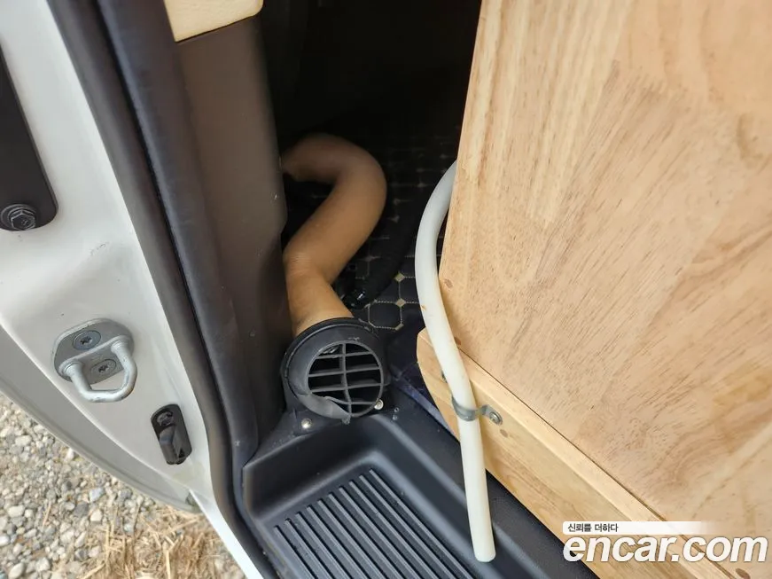 Hyundai Staria 2021 Белый из Кореи, фото 6