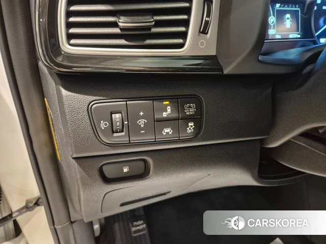 Kia Niro 2019 Жемчужный цвет из Кореи, фото 6