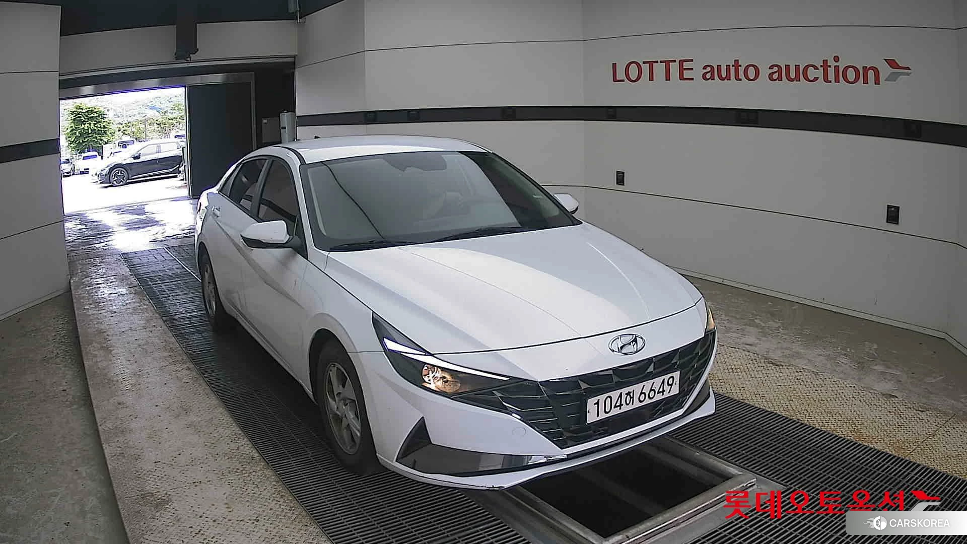 Hyundai Avante 2021 Polar White из Кореи, фото 6