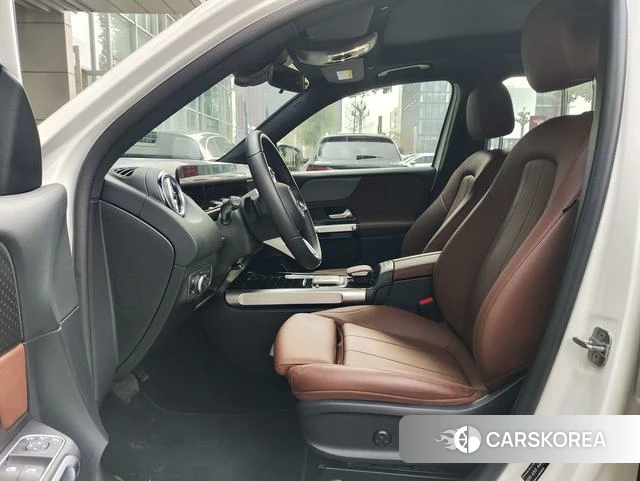 Mercedes-Benz GLB 2025 Белый из Китая, фото 6