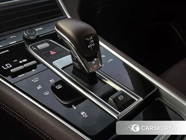 Porsche Panamera (971) 2018 Белый из Кореи, фото 6