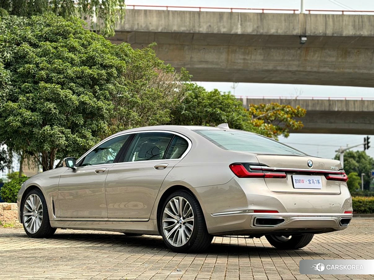 BMW 7 series 2021 Шампань из Китая, фото 6