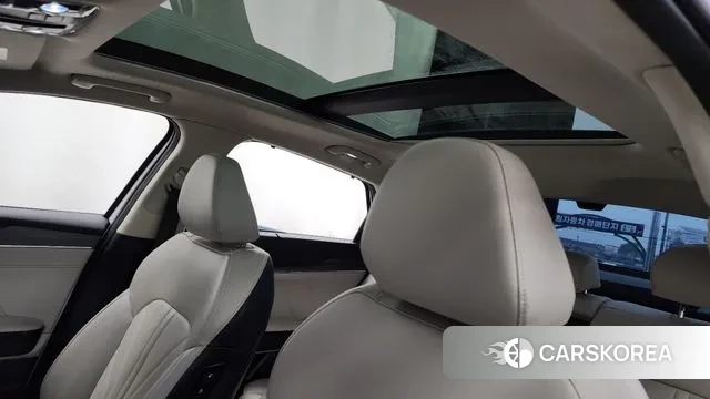 Kia The New K5 3rd generation 2024 Белый из Кореи, фото 6