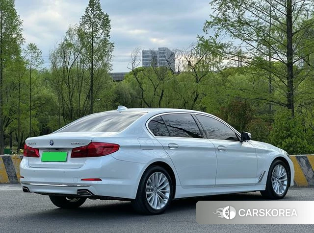 BMW 5 series PHEV 2020 Белый из Китая, фото 6