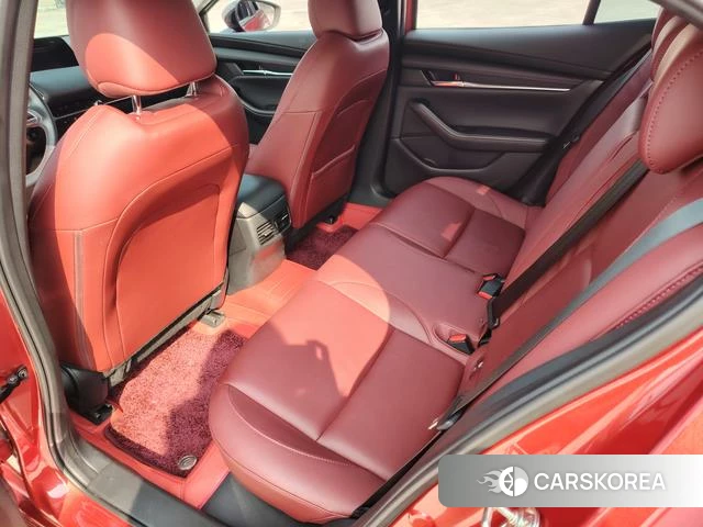 Mazda 3 Angkesaila 2024 Красный из Китая, фото 6