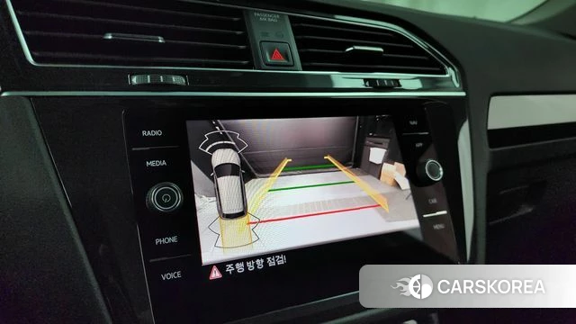 Volkswagen Tiguan second Generation 2021 Белый из Кореи, фото 6